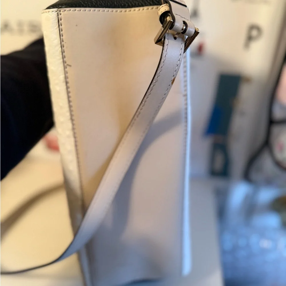 Kate Spade White and‎ Black Women's Bag